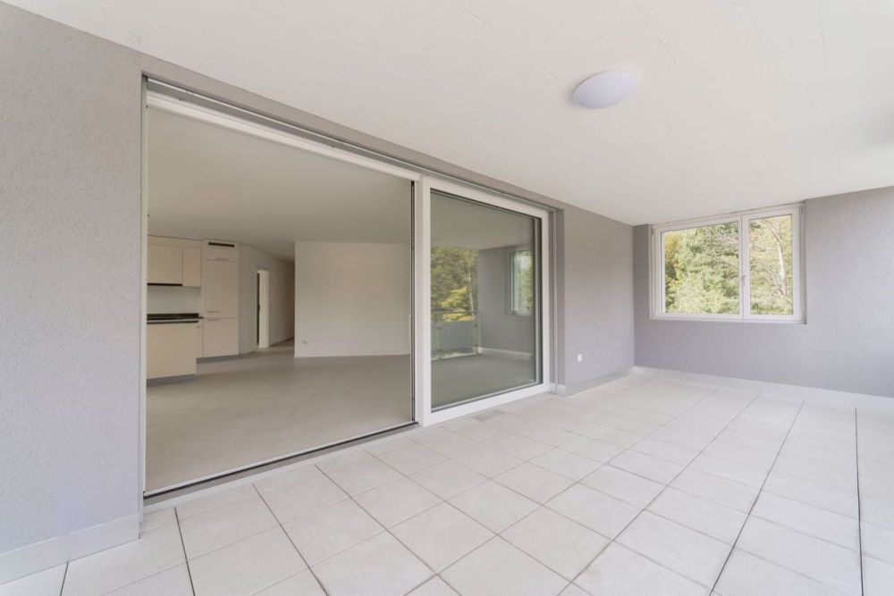 Grosszügige und helle 4-Zimmer-Wohnung zur Miete in Weiningen - Bild 11