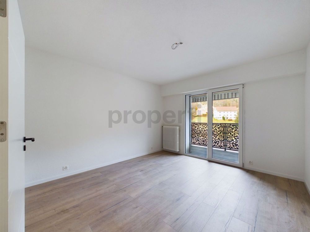Frisch Sanierte Hochparterre-Wohnung sucht neuen Mieter - Image 1