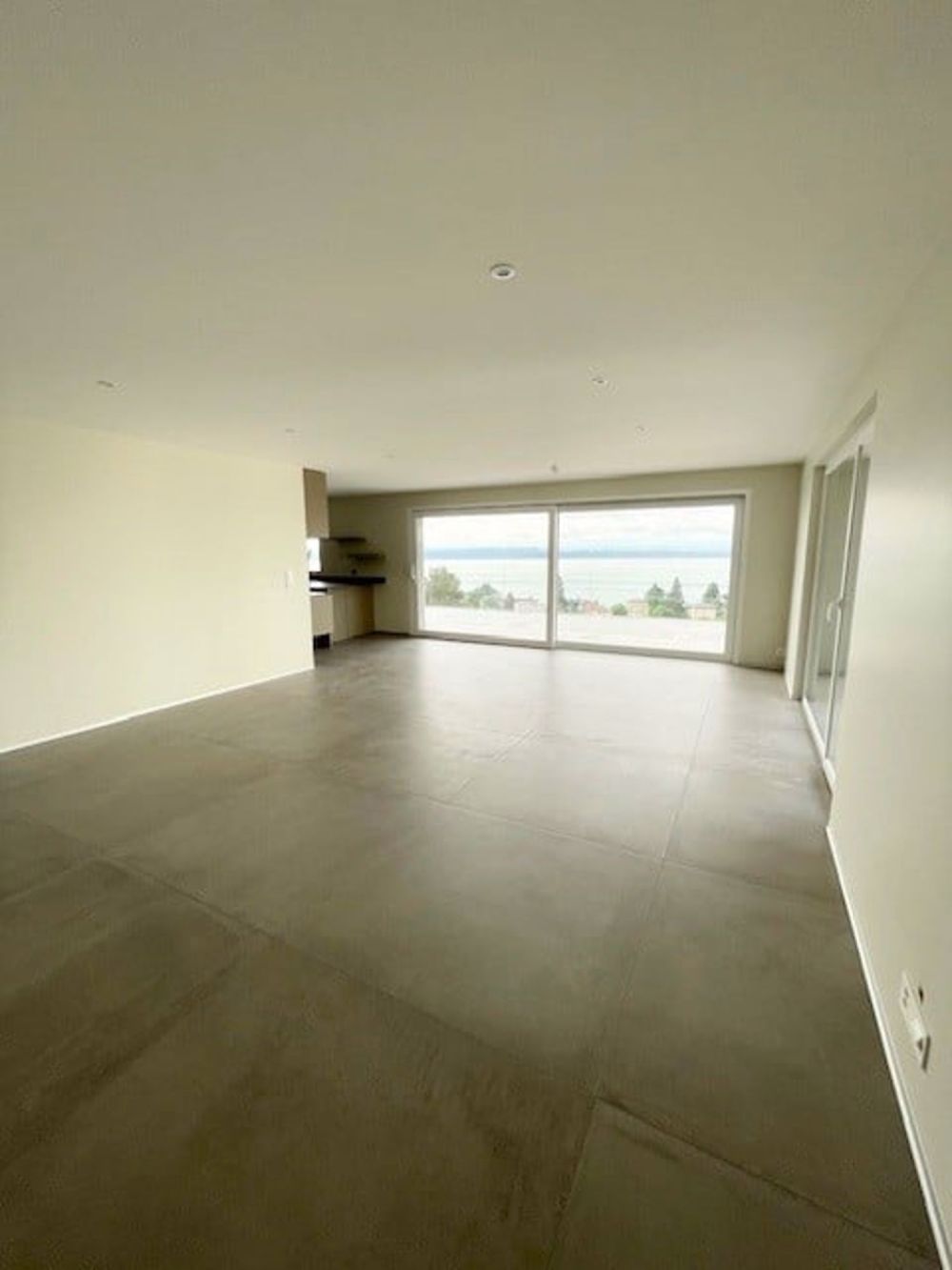Magnifique appartement de 4,5 pièces avec vue panoramique à Neuchâtel - Bild 3