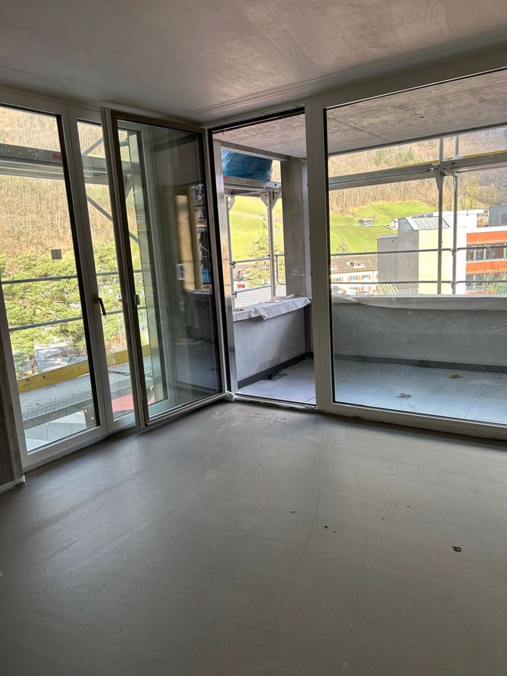 Erstvermietung exklusiver Wohnung im Eigentumsstandard - Bild 2