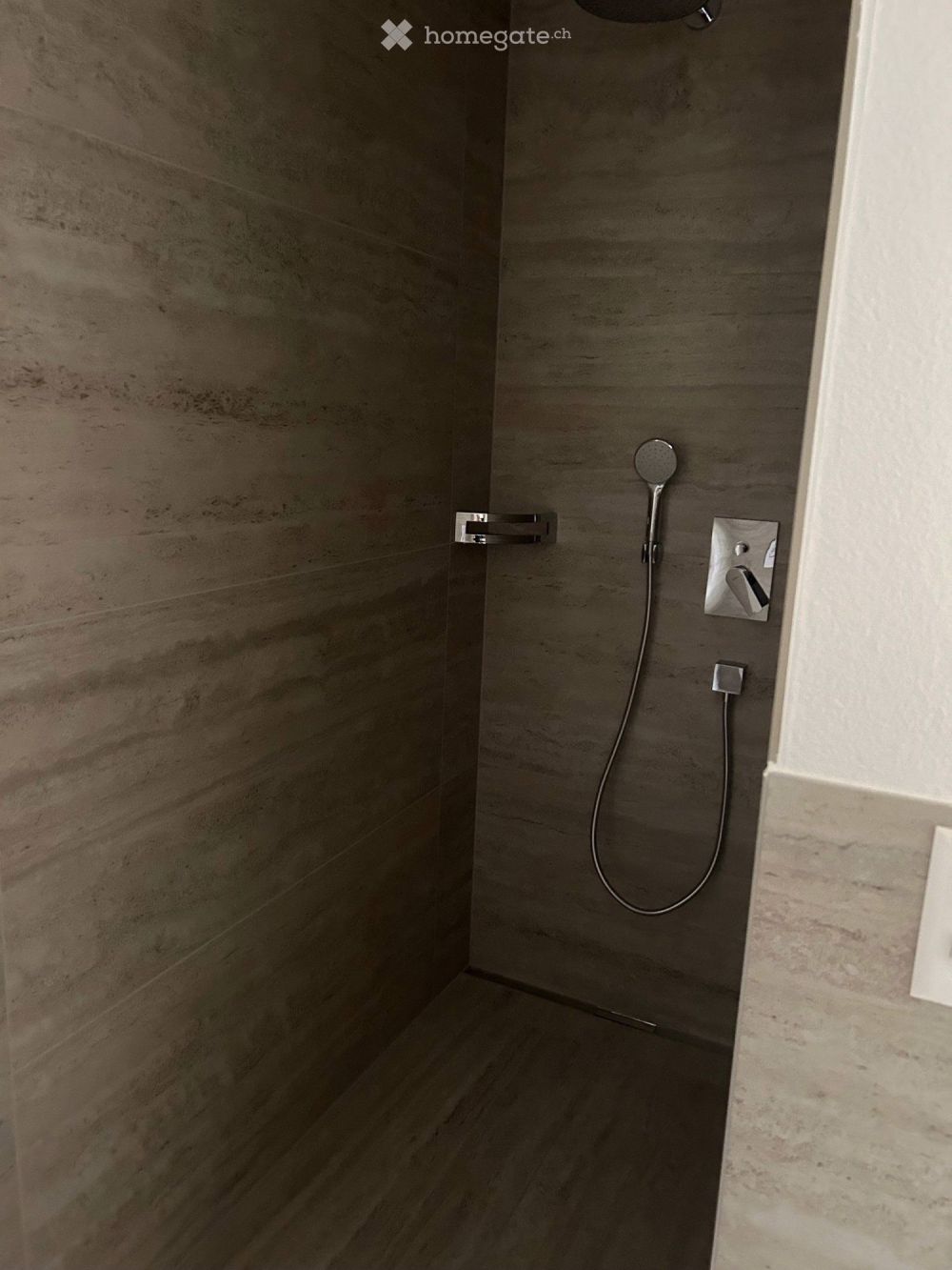 Moderne 2.5-Zimmer-Neubau-Wohnung mit Balkon in Trimbach - Bild 5