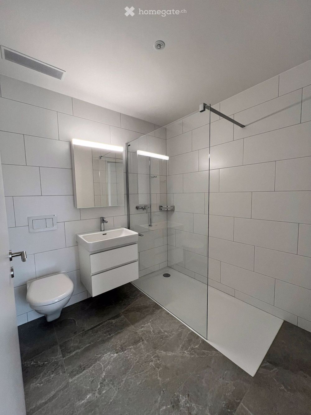 Moderne 2.5-Zimmer-Neubau-Wohnung mit Balkon in Pfäffikon ZH - Bild 4