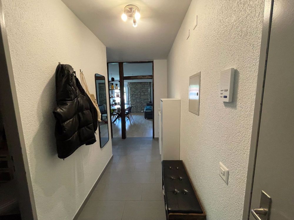 Appartement de 2 pièces 58 m2 avec cachet et ascenseur - Couloir