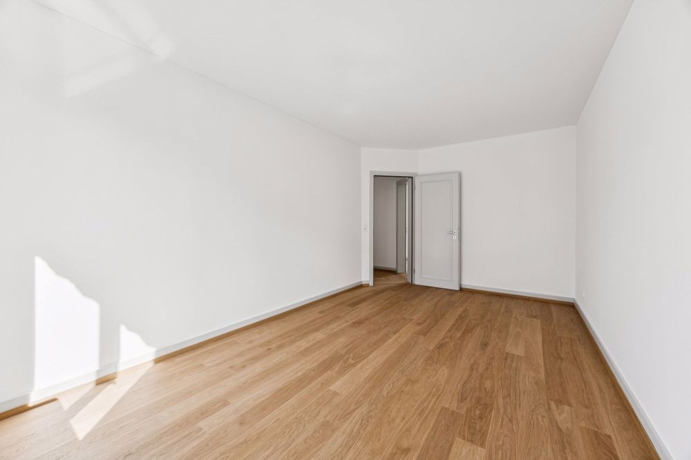 ERSTVERMIETUNG - attraktive 6-Zimmerwohnung im 2. OG mit Balkon - Bild 9