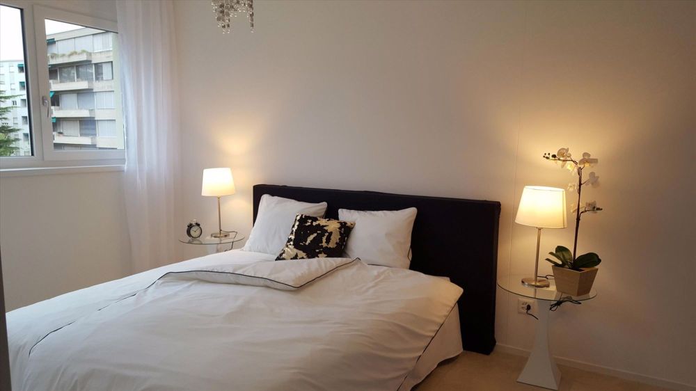 Moderno e luminoso appartamento - Zimmer