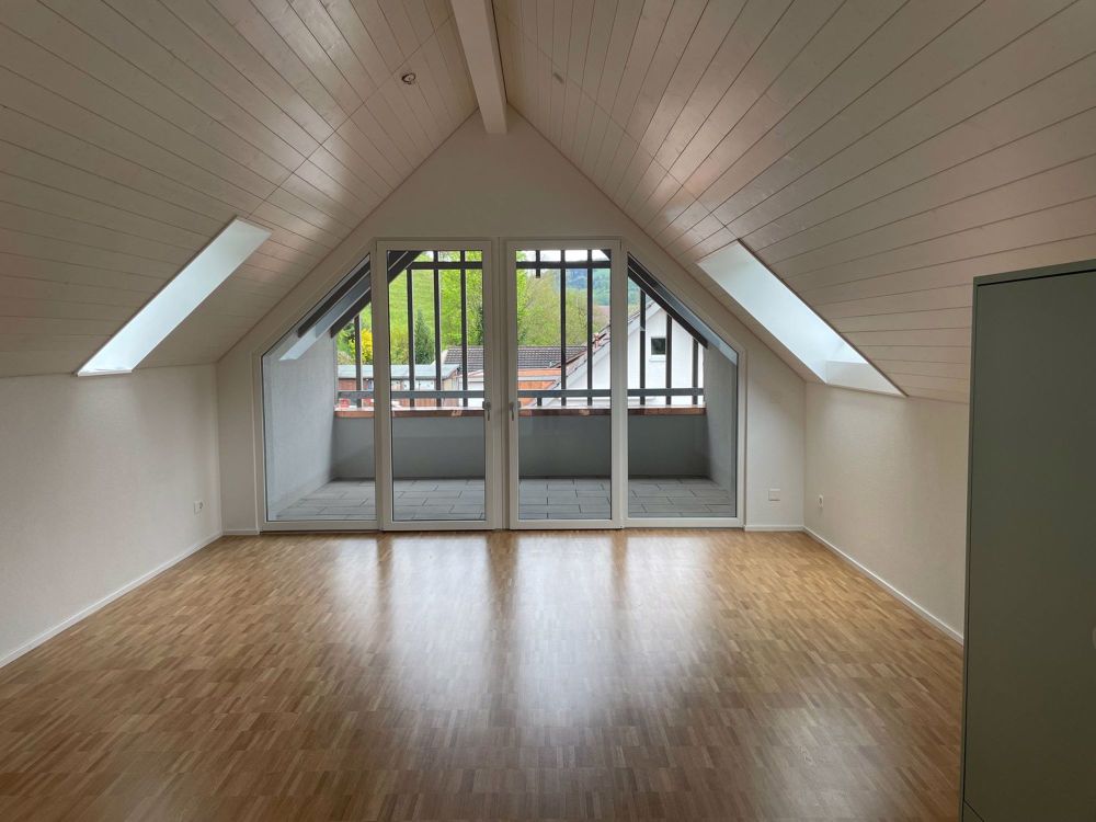 Erstvermietung: 3 1/2-Zimmer-Wohnung mit Loggia im Dachgeschoss - Bild 4