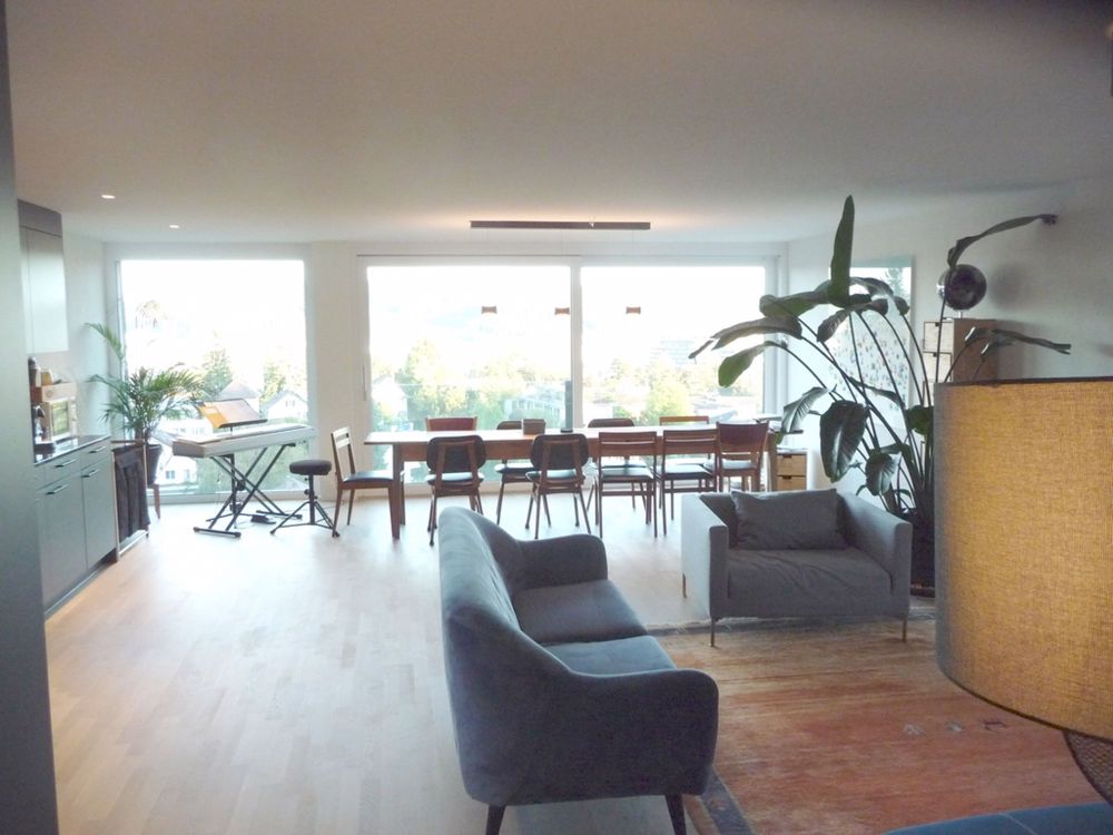 5.5-Zimmer-Maisonettewohnung mit Dachterrasse - Wohnzimmer