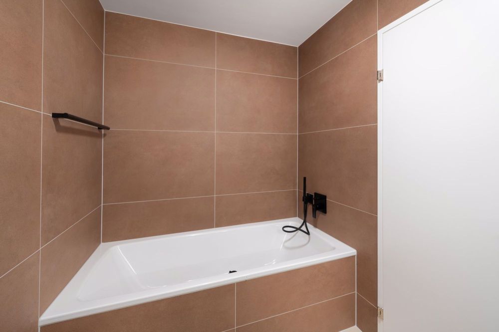 Erstvermietung – Exklusive 3.5 Zimmerwohnung mit hochwertigem Eigentumsstandard - Bild 5