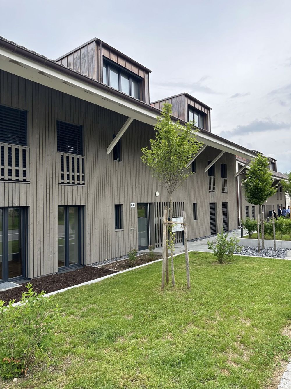 2 ½ Zimmer-Dachwohnung in Full-Reuenthal mieten - Bild 2