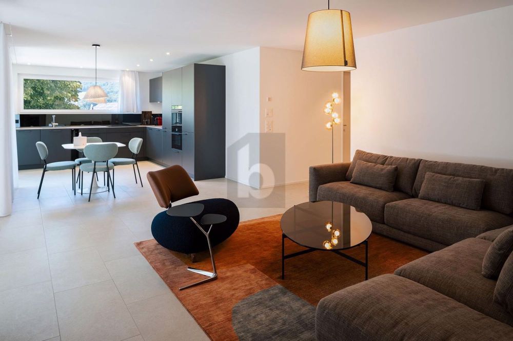 LUXURIÖS MIT TRAUMHAFTER AUSSICHT - Bild 2