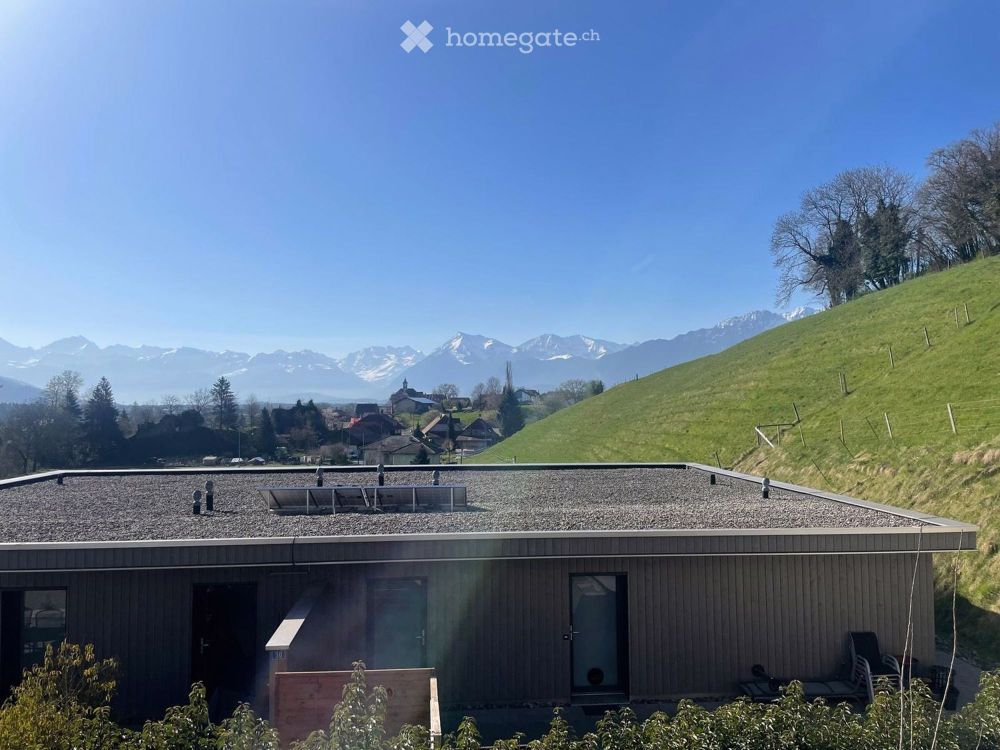 6.5-Zimmer-Wohnung in Neubau mit Balkon in Uttigen - Bild 4