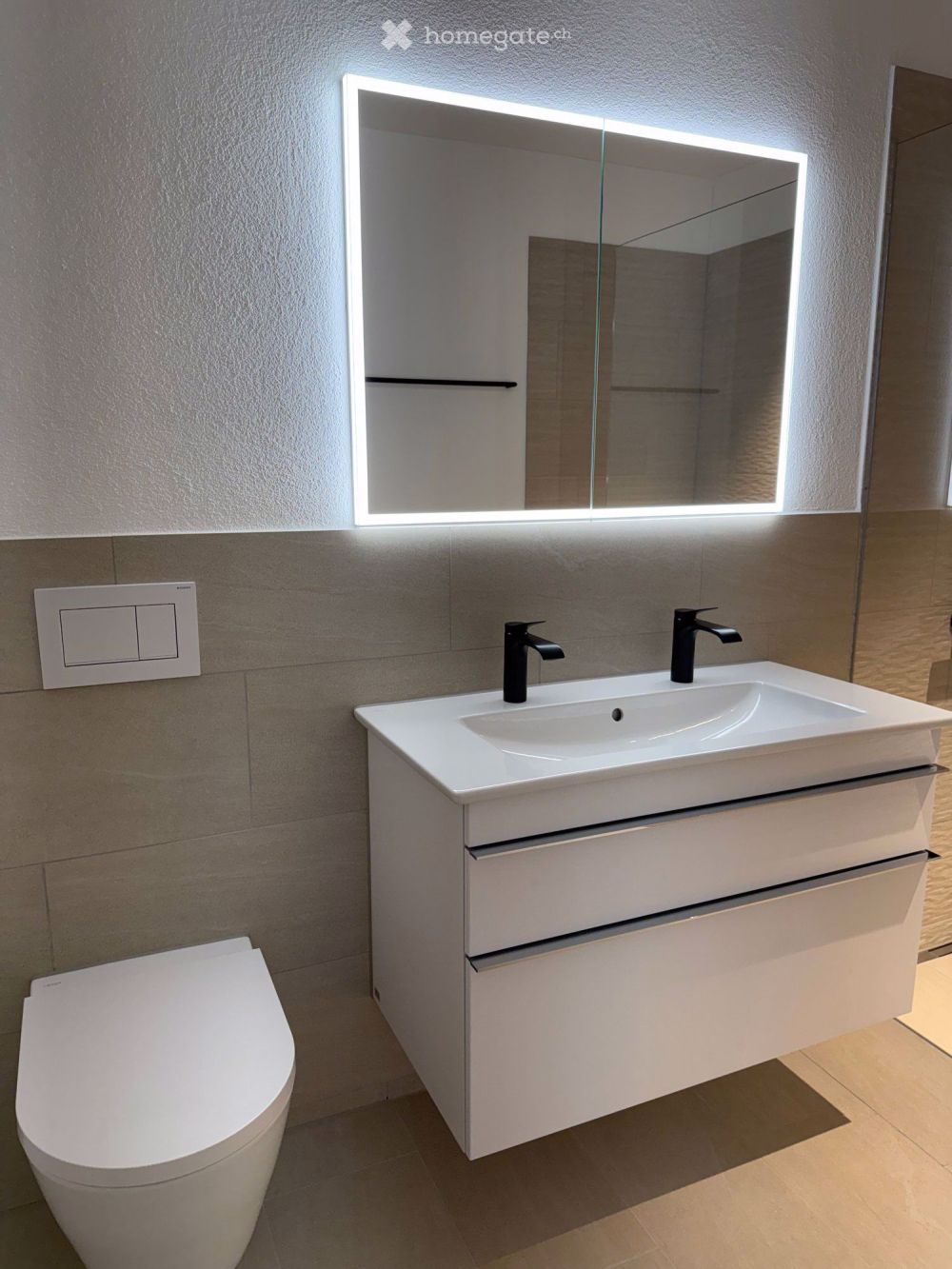 Neue 4.5-Zimmer-Wohnung mit Balkon und toller Aussicht in Zürich Affoltern - Bild 5