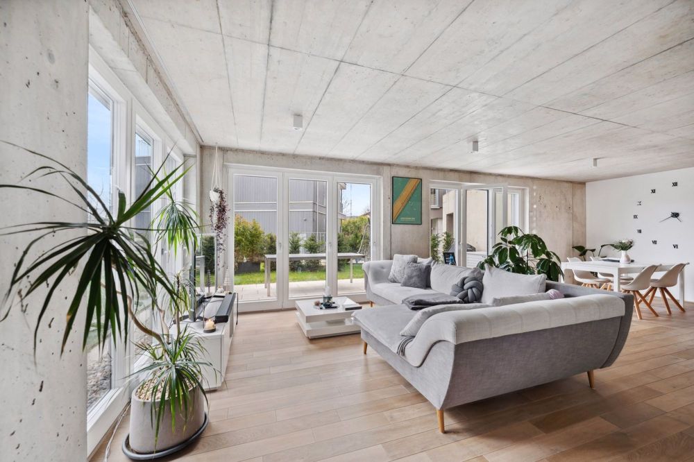 Neue 3.5 Zi. Gartenwohnung 118m2 mit Garten 70m2 - ruhig - 5 Min. zur Autobahn! - Bild 3