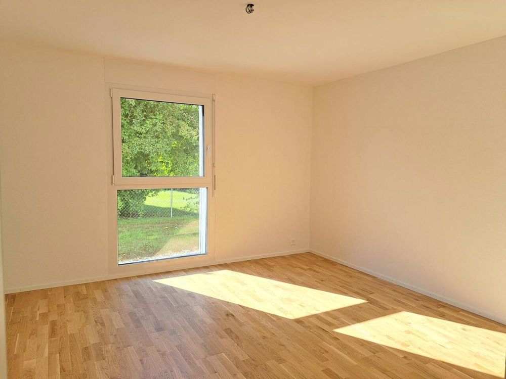 Luxuriöse 4.5-Zimmer-Wohnung neu mit 124 m2, Terrasse und Garten - Bild 9