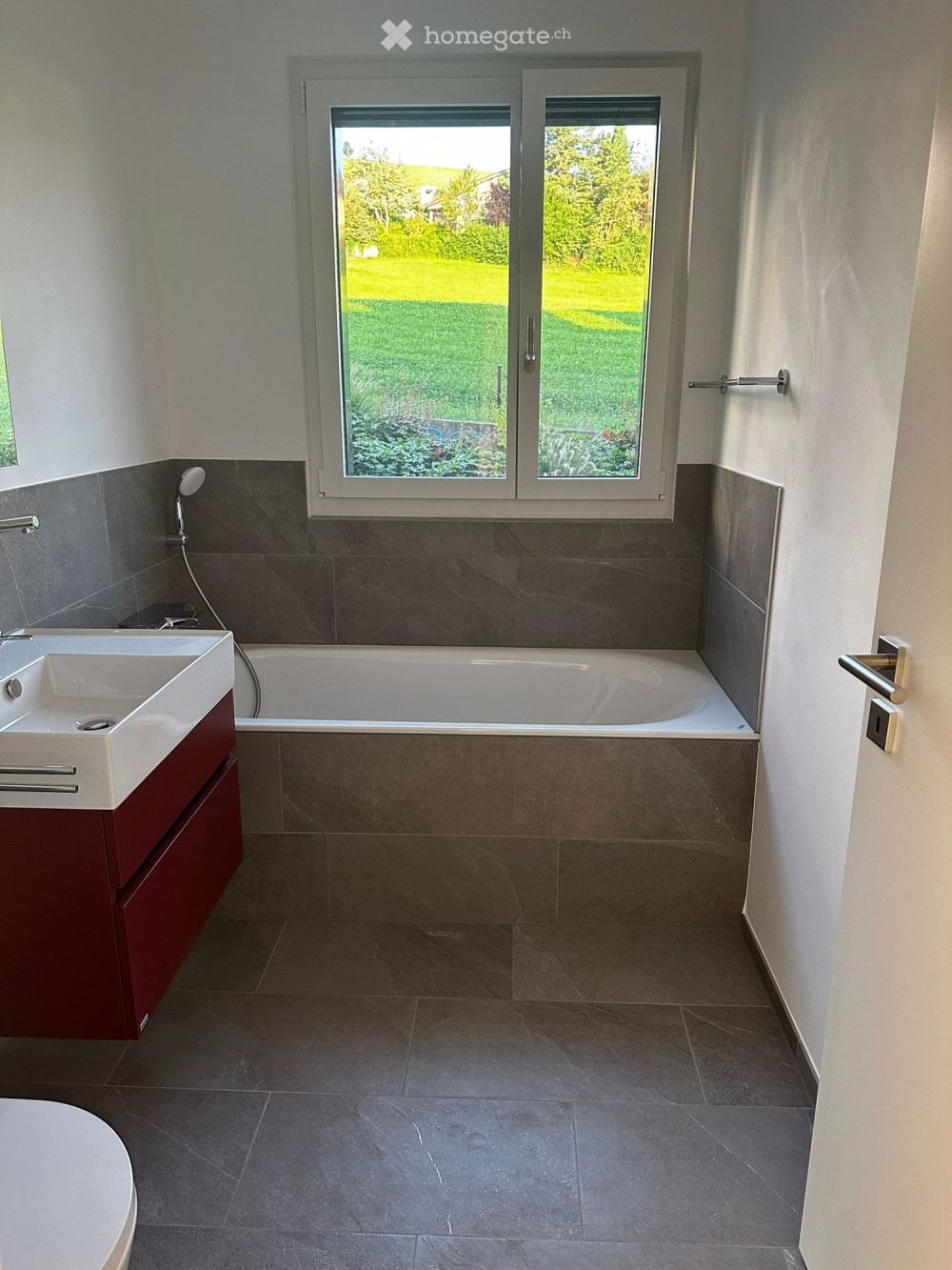 Neue 4.5 Zimmer-Wohnung in Wollerau mit Berg- und teilweiser Seesicht! - Bild 12