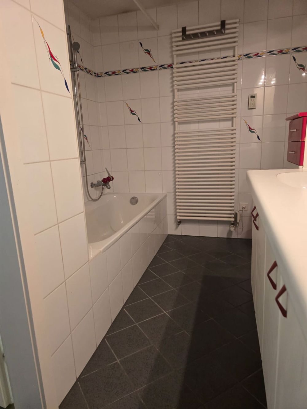 Sehr schönes 1-Zimmer-Apartement renoviert ** 1. Vermietung ** - Bild 6