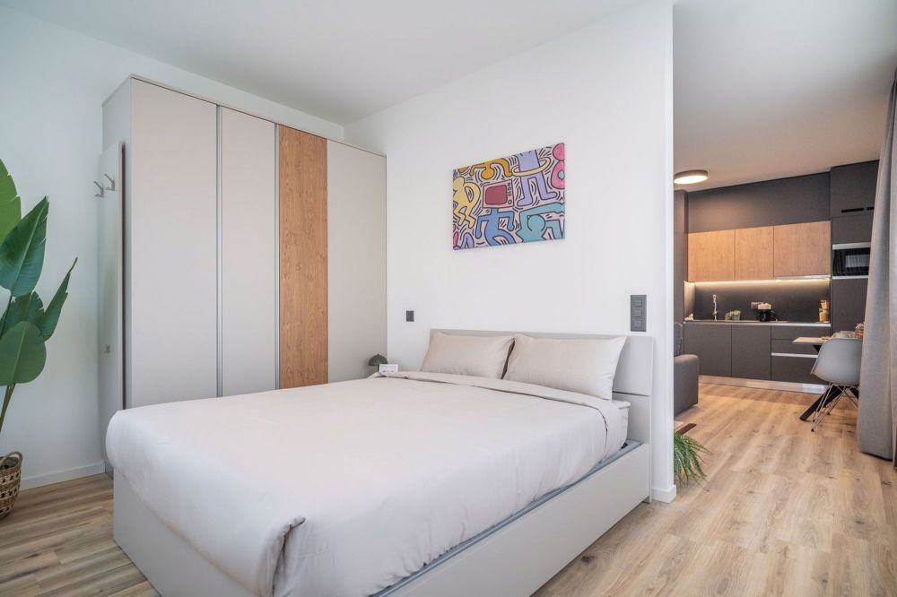 City Pop - Studio Apartments in Basel, next to the train station - Bild 1