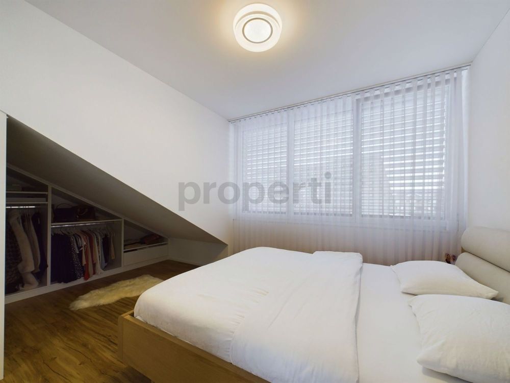 Grosszügige 4.5-Zimmerwohnung mit Charme & Säntisblick - Image 4
