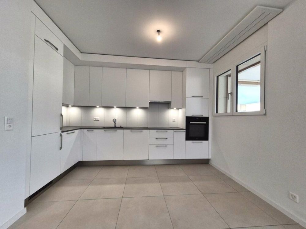 Berges 2 - 2,5-Zimmer-Wohnung im letzten Stock - Cuisine