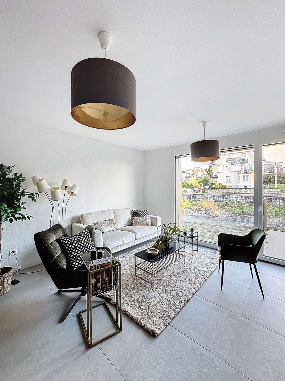 Superbe et spacieux appartement neuf de 3,5 pièces disponible de suite - Bild 2