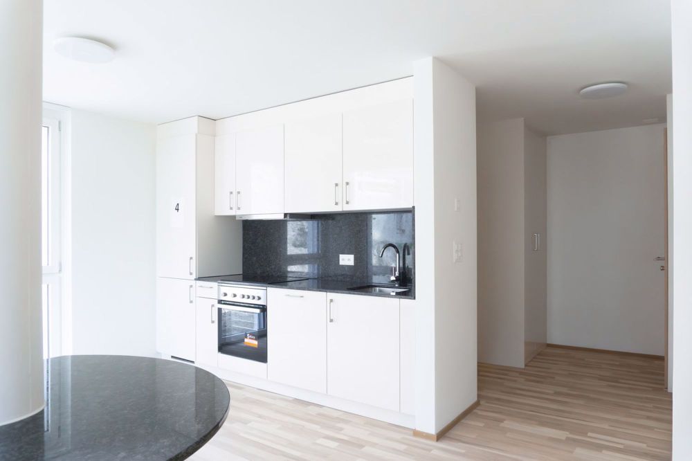 Moderne 1.5-Zimmer-Wohnung mit Garten in Zentrumsnähe zu vermieten - Bild 8