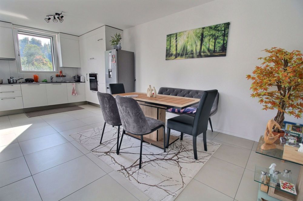 Prächtige 4.5-Zimmer-Wohnung in Marly - Salle à manger