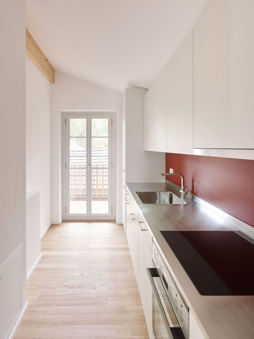 Erstbezug - kernsanierte 2.5-Zimmerwohnung in stilvollem Ausbau - Bild 2