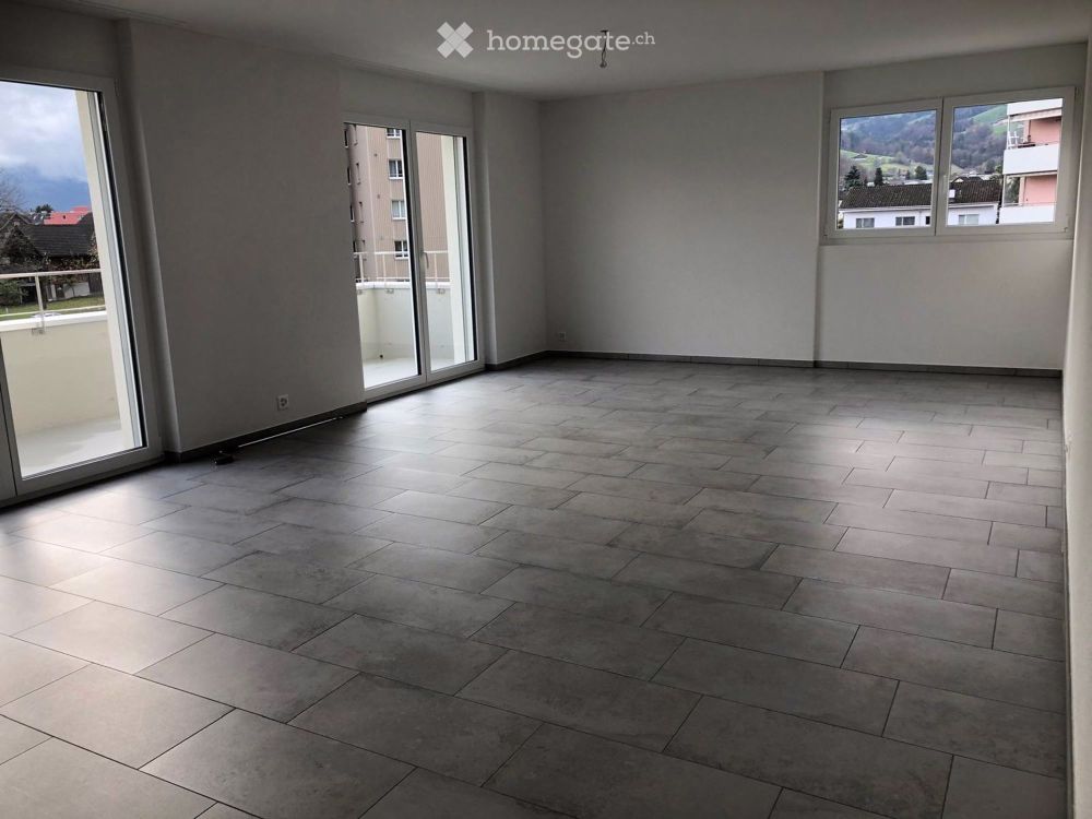 Moderne 3.5-Zimmer-Wohnung mit Balkon in Altstätten SG - Bild 3