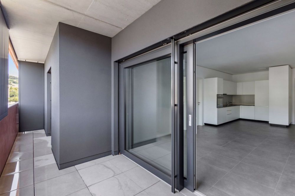Moderno appartamento di recente costruzione - Balkon/Terrasse/Sitzplatz