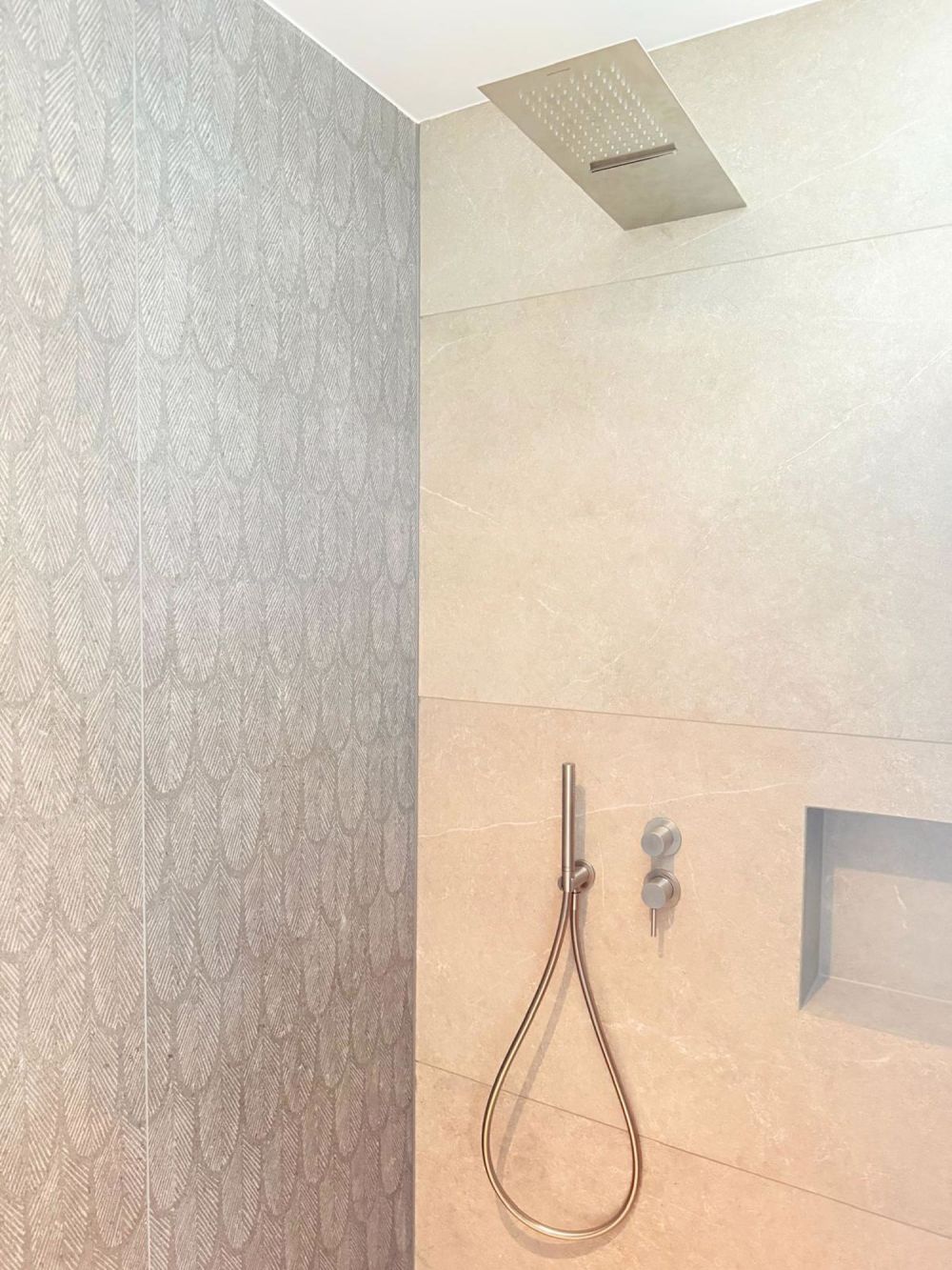 Exklusive 6.5-Zimmer-Attikawohnung in Bremgarten AG – Wohnen und Arbeiten vereint - Bild 11