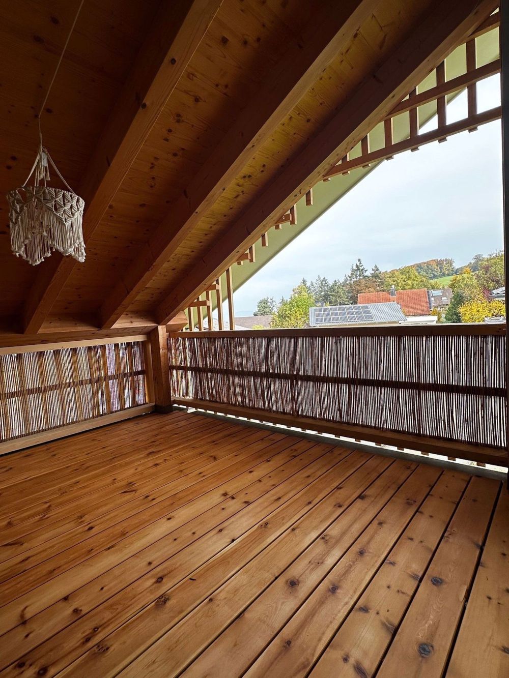 Traumhafte 4.5 Zi Dachwohnung - Nusshof BL - Bild 3