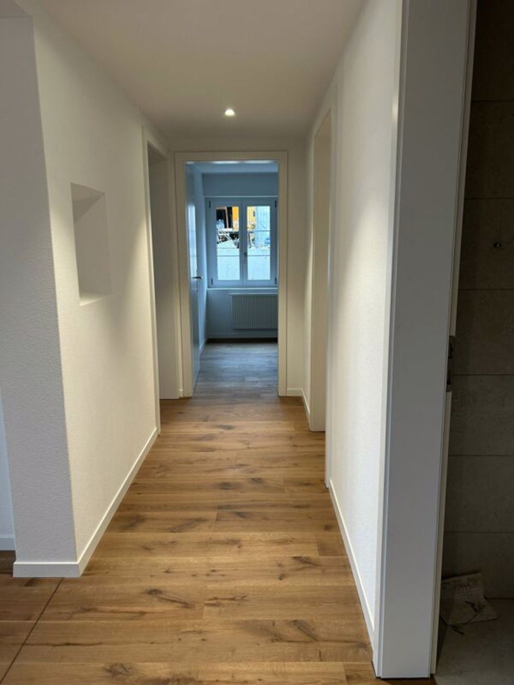 Erstbezug nach Renovation - 4.5-Zimmerwohnung im Soussol - Bild 9