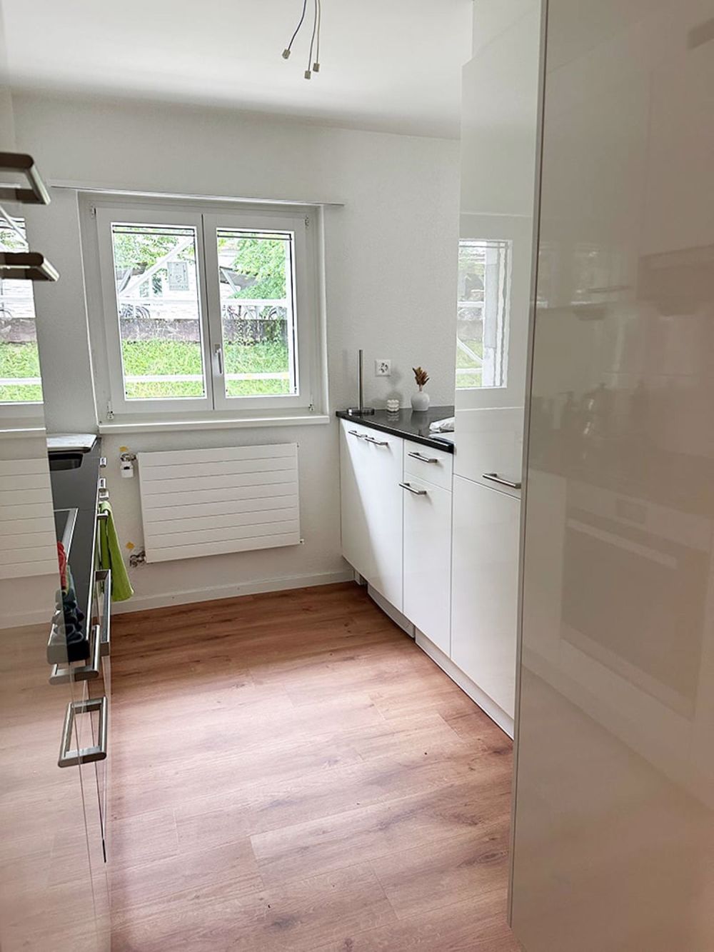 Erstvermietung von modern renovierten 4.5-Zimmerwohnungen mit 15m2 Balkon - Bild 3