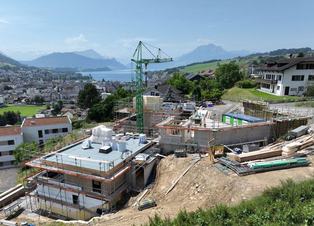 Neubau-EFH 22 mit unverbaubarer Rigi-Sicht (im Bau) - Bild 1
