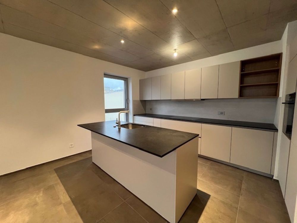 A louer Magnifique Appartement de 3.5 picès. en PPE au 3em étage. - Bild 2