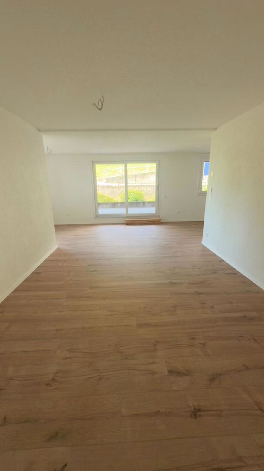 Grosszügige 2 1/2-Zimmer-Wohnung mit modernemFlair und ganz viel Charme in Aeschlen ob Gunten - Bild 5