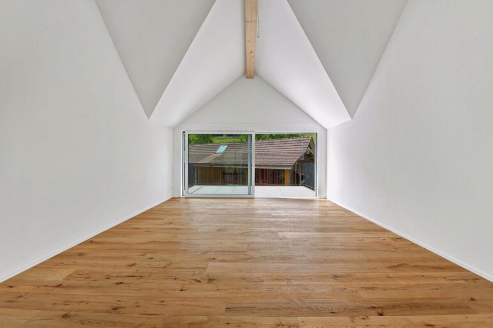 ERSTVERMIETUNG: Ihr neues Zuhause mit Weitblick: Lichtdurchflutete 3.5-Zimmer-Dachwohnung voller Charme in Bussnang - nahe Weinfelden - Bild 10