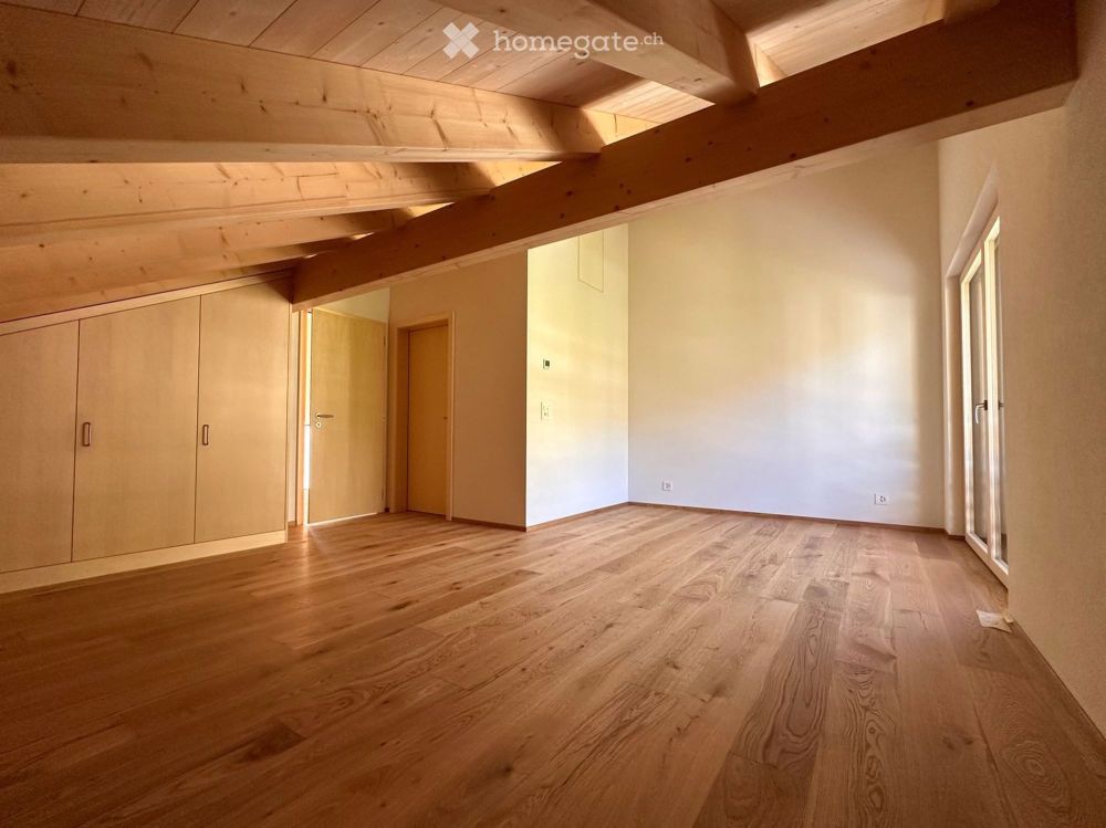 Exklusive Maisonette im Erstbezug – modernes Holzchalet mit Seepanorama und Loft-Charakter (OST) - Bild 12