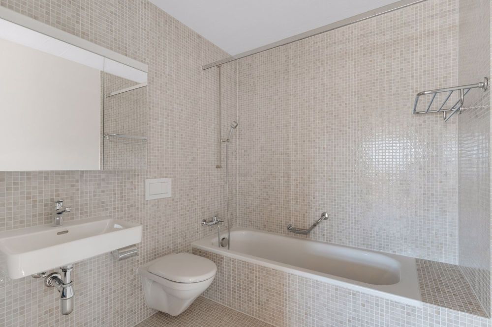 MIETEN OHNE KAUTION - Zwhatt ist Stadt, ist Land, ist Leben - Badezimmer (Musterbild)