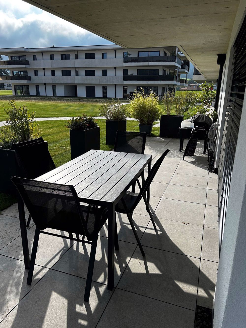 Prächtige 2,5-Zimmer-Wohnung mit Parkplatz in der Tiefgarage - Bild 4