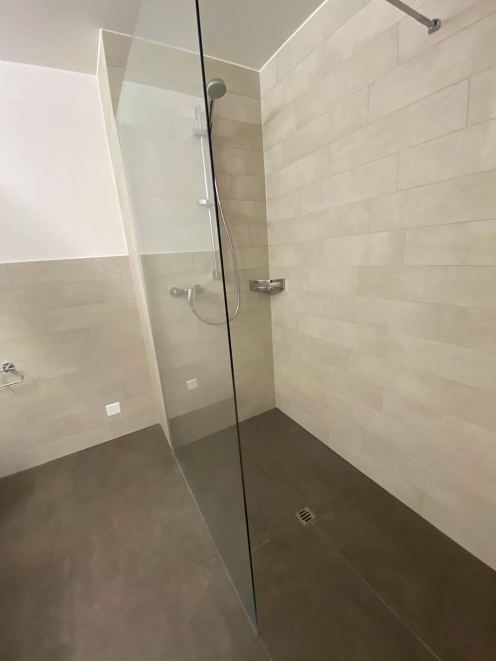 Endlich gefunden - kein Traum - Dusche.jpeg