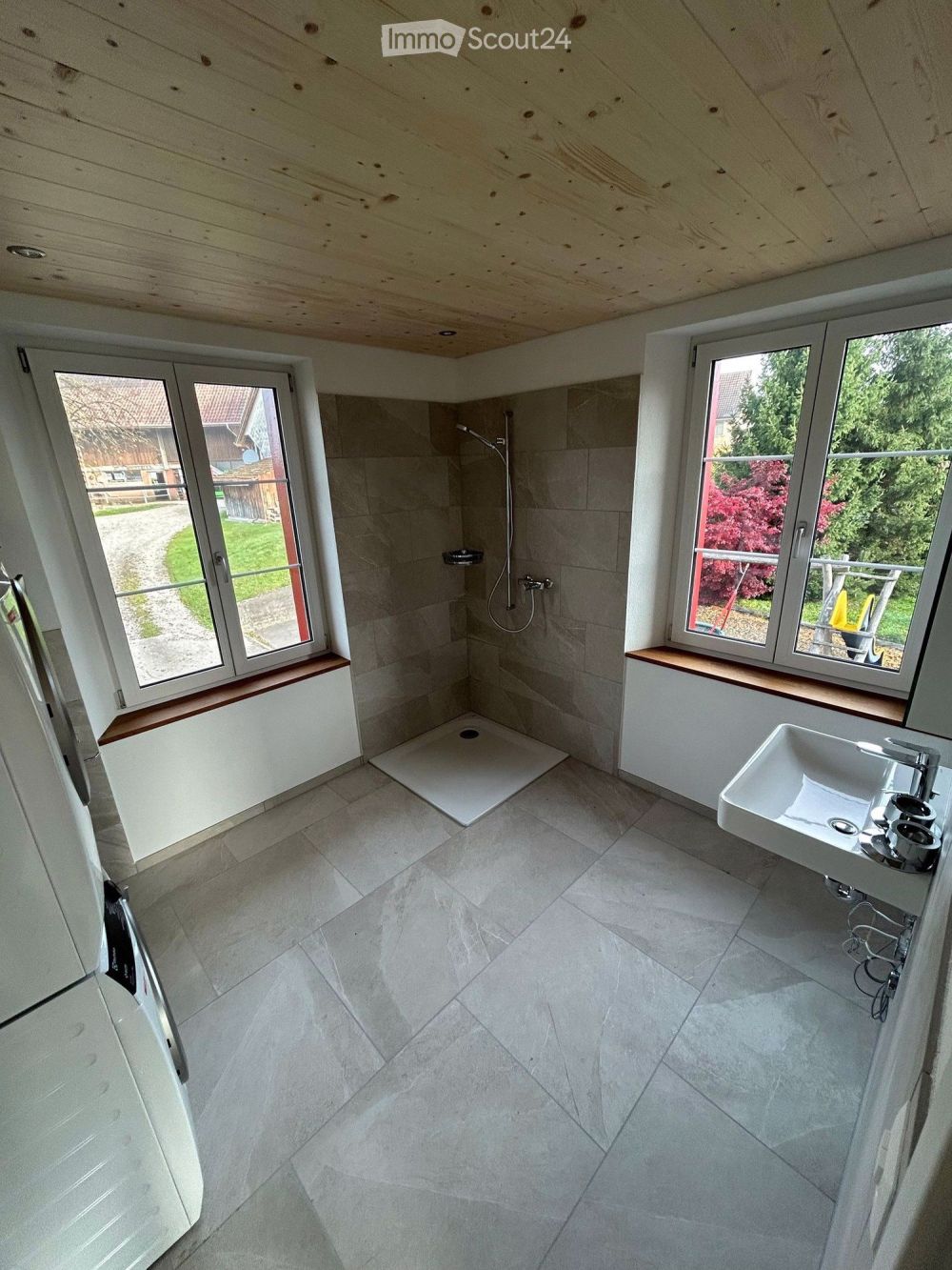 Moderne 3.5-Zimmer-Neubau-Wohnung in Kümmertshausen - Bild 7