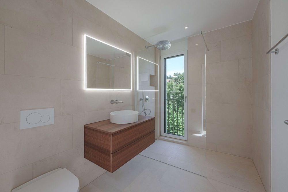 Attraktive 5.5-Zimmer-Mietwohnung - Badezimmer