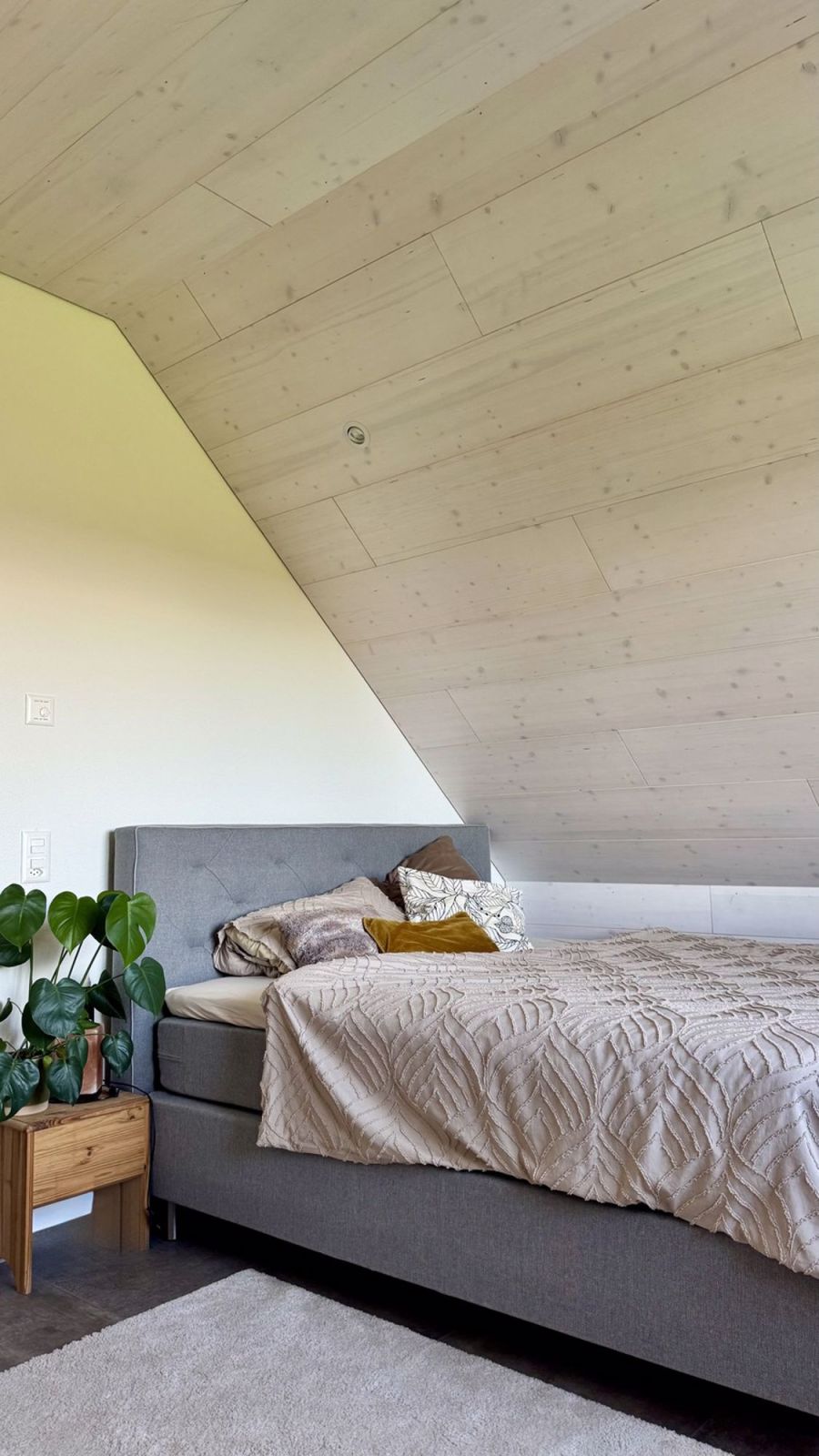 Stilvolle 2.5- Zimmer- Maisonettewohnung, möbiliert zur Untermiete (Dezember- März) - Bild 7