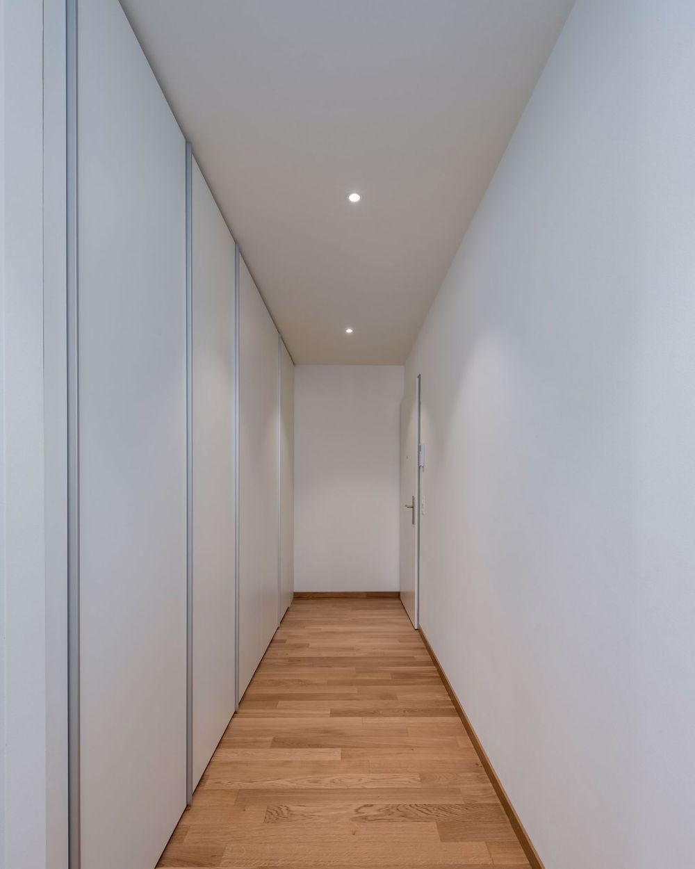 Moderne 3.5-Zimmer-Wohnung mit Stadtblick in Basel - Bild 12