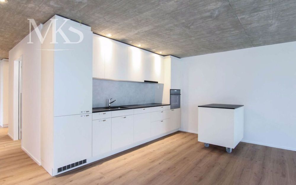 Geräumige 5.5 Zimmer Neubau Wohnung in Visp (140 m2 mit 34 m2 Balkon) - Küche