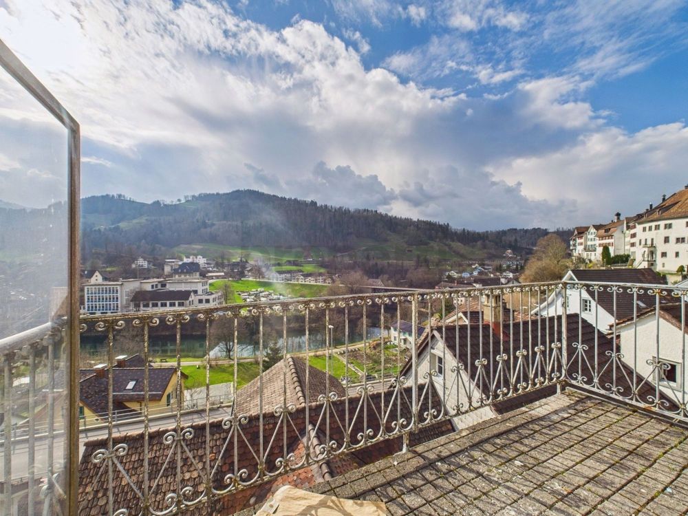 Modernes Loft mit Charme und Aussicht Wohnen über den Dächern von Lichtensteig - Bild 8