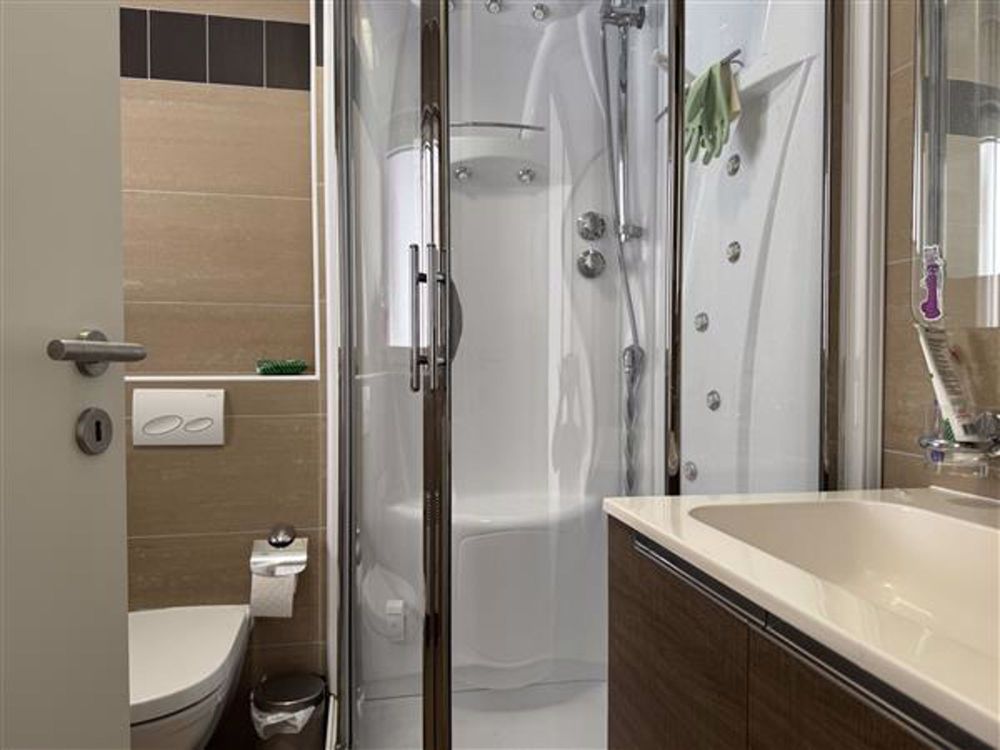 Pazzallo: 2.5-Zimmer-Wohnung - Bagno