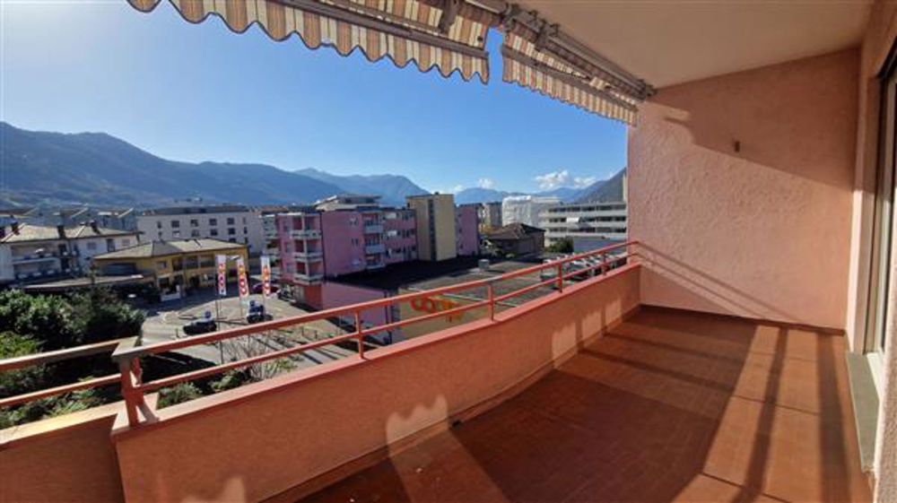 Giubiasco: Appartamento 3.5 locali - Balcone