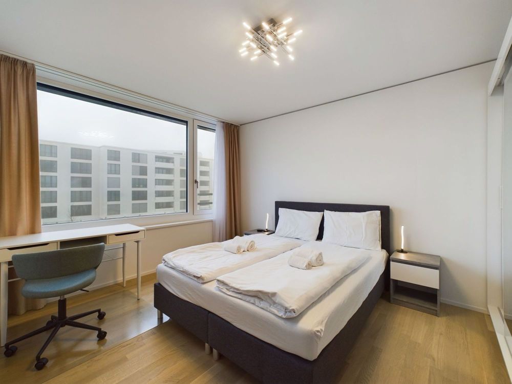 Moderne 5.5-Zimmer Wohnung in Neuhausen - Image 4